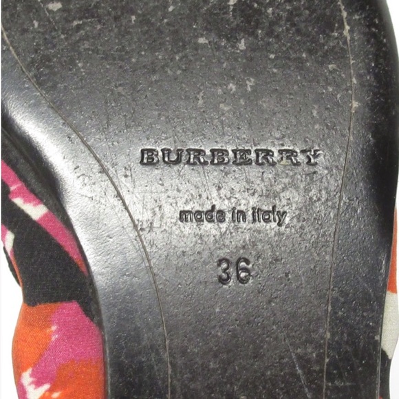 authentic BURBERRY size 36 cloth/leather FLATS - Picture 3 of 14